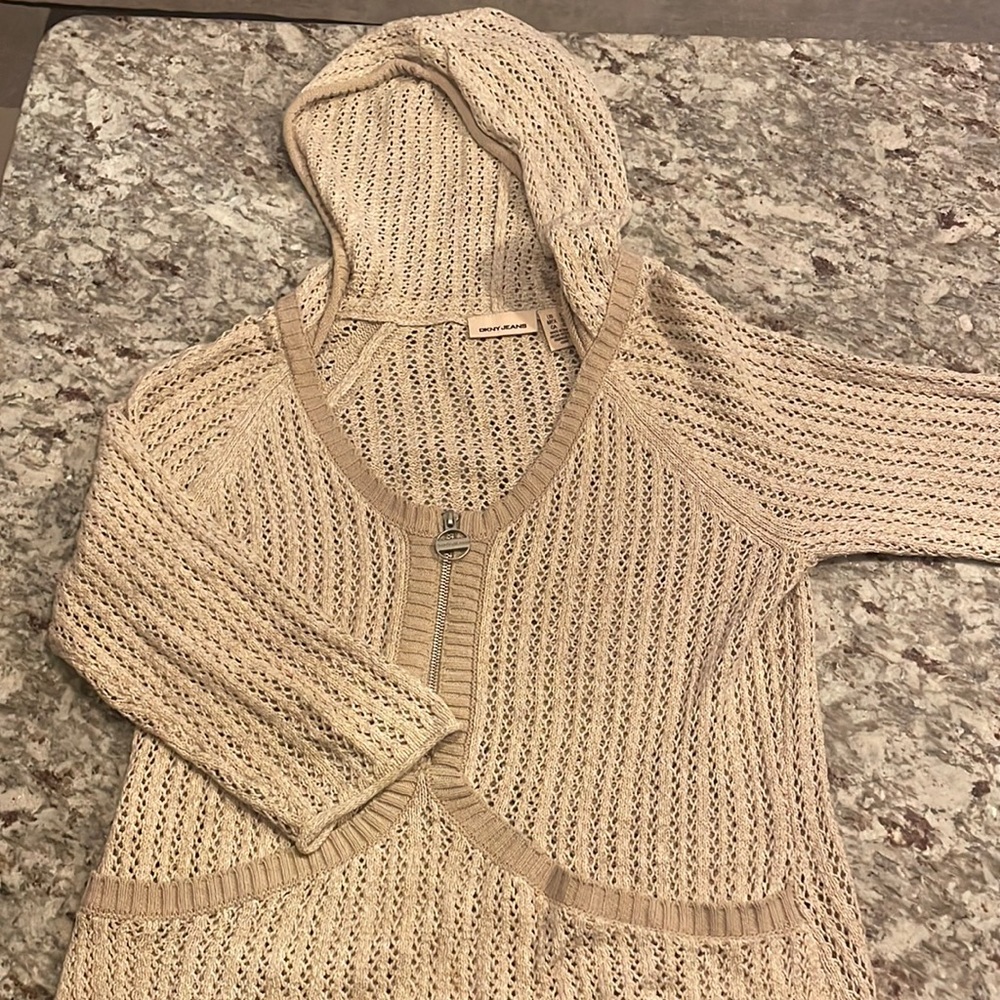 DKNY 3/4 sleeve zipper with pockets